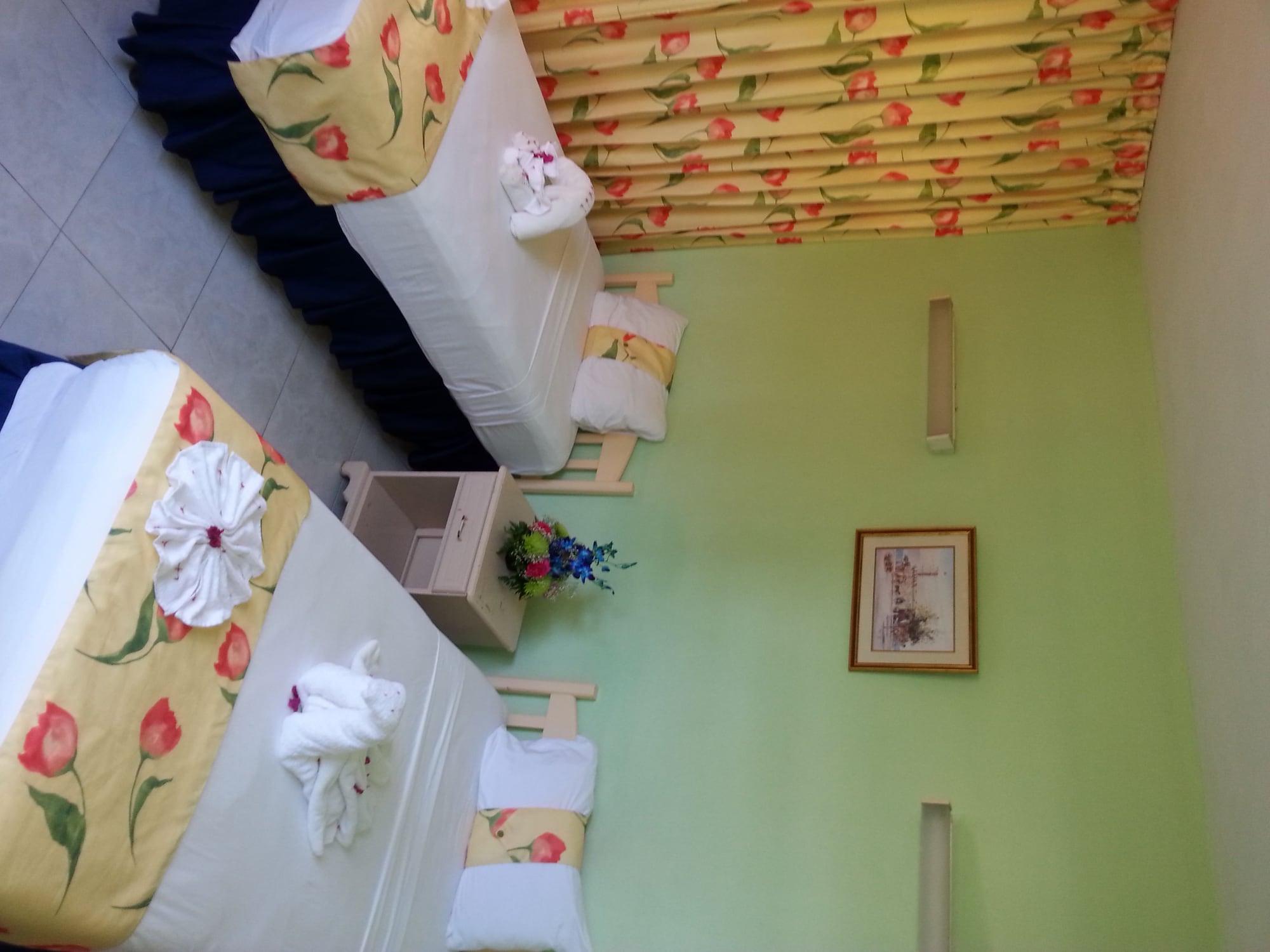Foote Prints On The Sands Hotel เนกริล ภายนอก รูปภาพ
