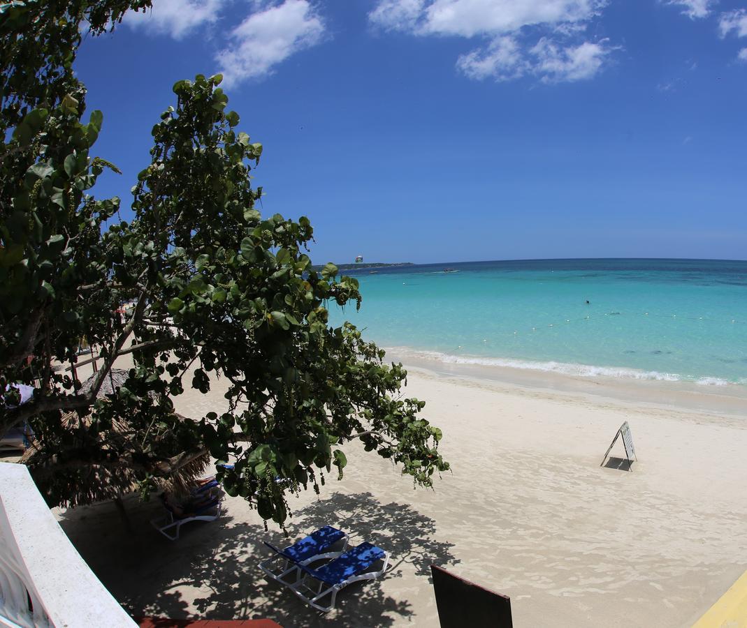 Foote Prints On The Sands Hotel เนกริล ภายนอก รูปภาพ