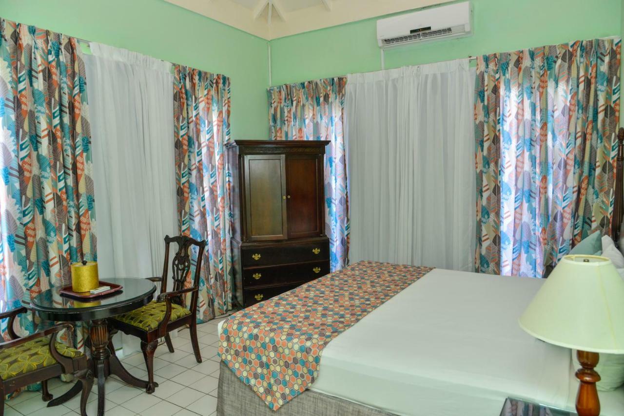 Foote Prints On The Sands Hotel เนกริล ภายนอก รูปภาพ