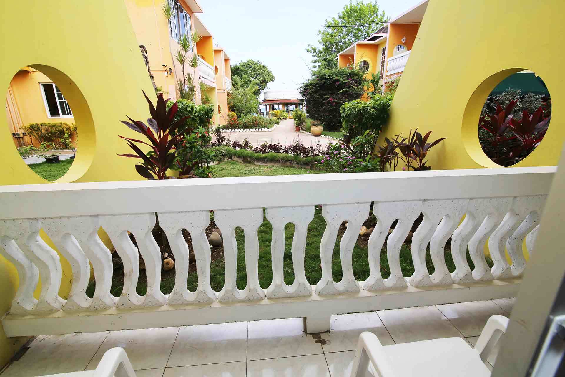 Foote Prints On The Sands Hotel เนกริล ภายนอก รูปภาพ