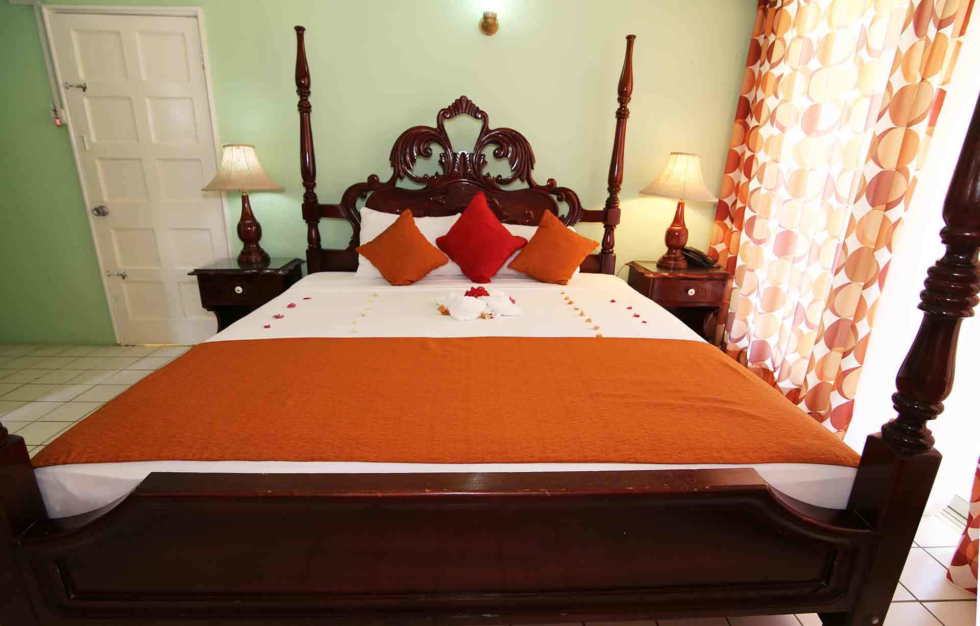 Foote Prints On The Sands Hotel เนกริล ภายนอก รูปภาพ