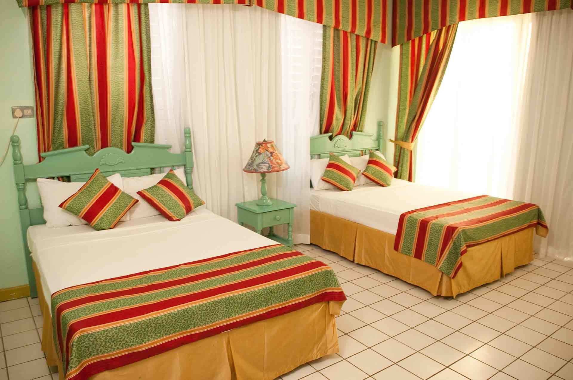 Foote Prints On The Sands Hotel เนกริล ภายนอก รูปภาพ